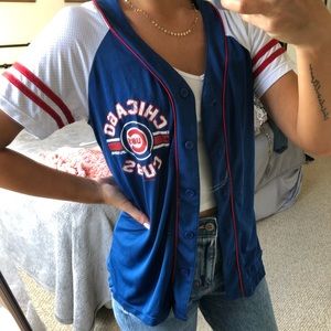 Cubs jersey size small